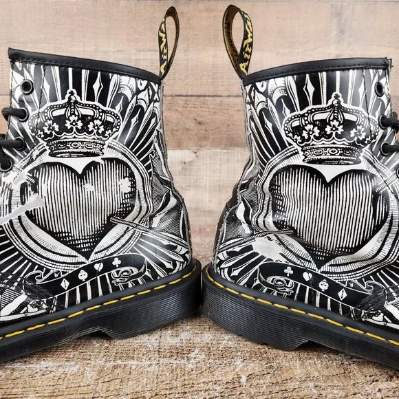 Dr Martens 1460 Egret Playing Card Men's Sz 11 Black White King of Hearts Boots - Picture 4 of 10